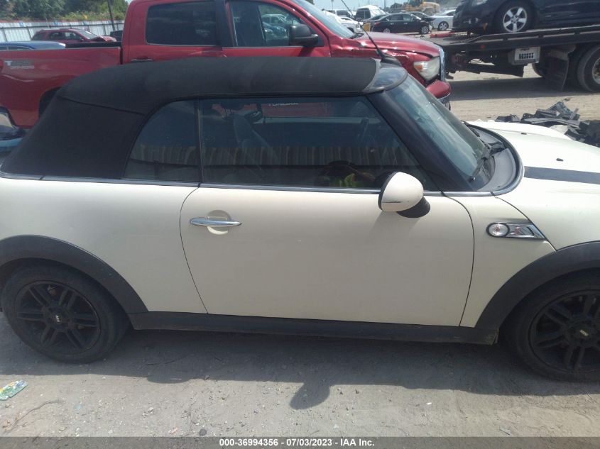 2013 MINI COOPER CONVERTIBLE S WMWZP3C51DT551387
