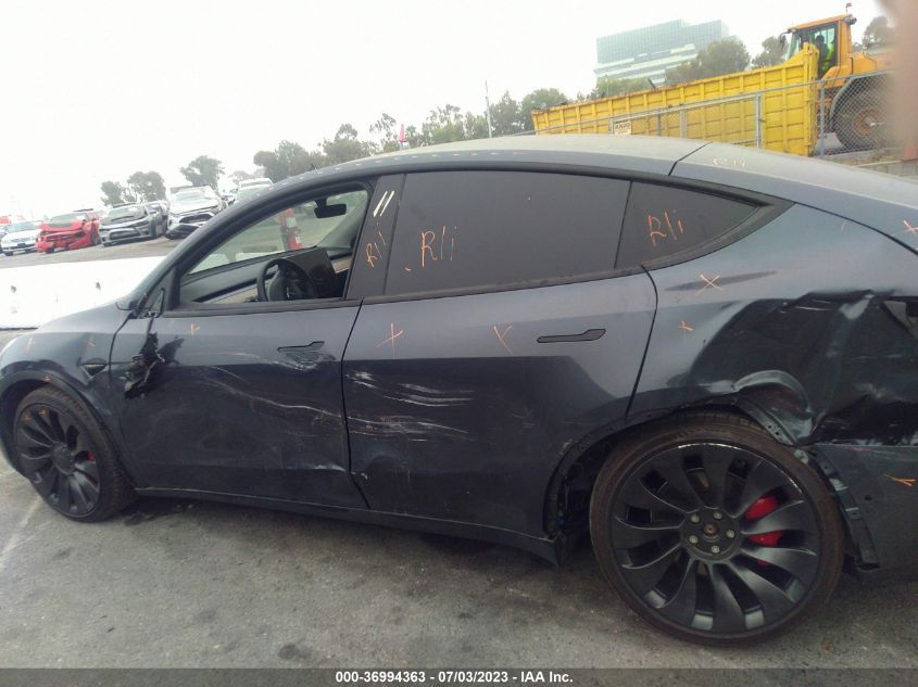 2022 TESLA MODEL Y PERFORMANCE - 7SAYGDEF8NF492744