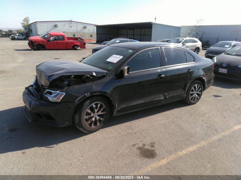 2016 VOLKSWAGEN JETTA SEDAN 1.4T SE - 3VWD67AJ5GM411835