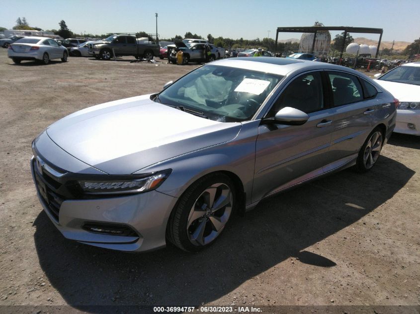 2018 HONDA ACCORD SEDAN TOURING 2.0T - 1HGCV2F9XJA043631