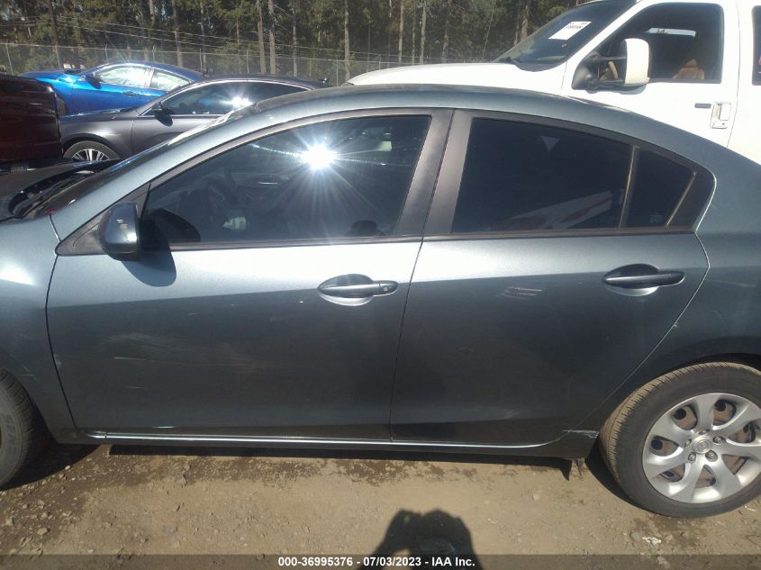 2013 MAZDA MAZDA3 I SPORT - JM1BL1UP5D1753777