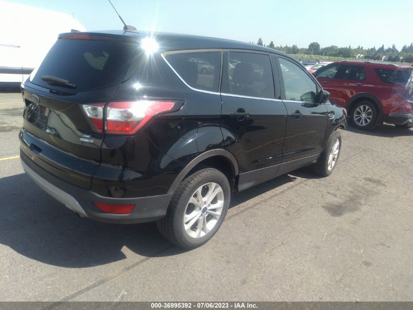 2017 FORD ESCAPE SE - 1FMCU9GD2HUB15570