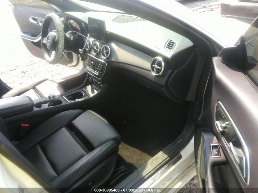 2018 MERCEDES-BENZ CLA CLA 250 - WDDSJ4EB3JN542307