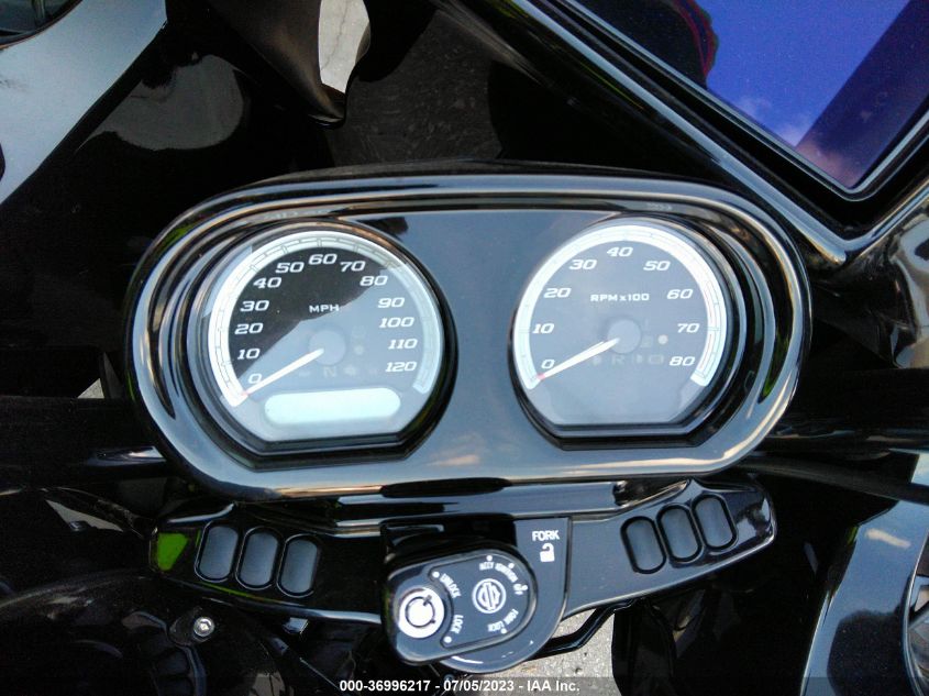 2020 HARLEY-DAVIDSON FLTRK - 1HD1KZF13LB661239