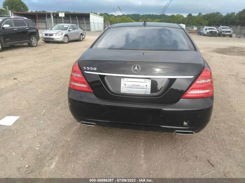 2013 MERCEDES-BENZ S-CLASS S 550 - WDDNG7DBXDA528074