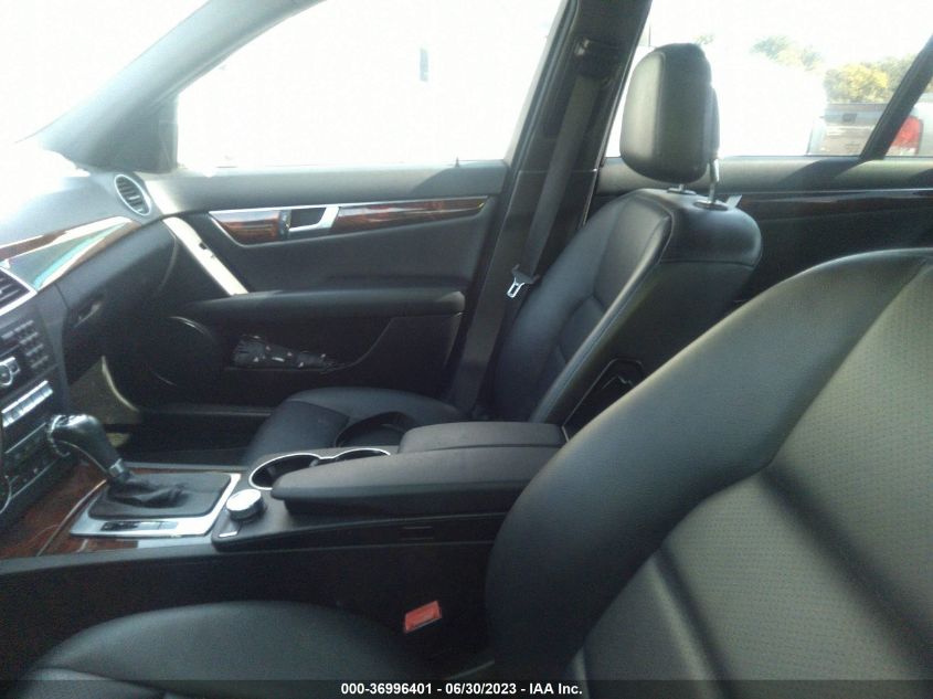 2013 MERCEDES-BENZ C-CLASS C 300 - WDDGF8AB2DR273623