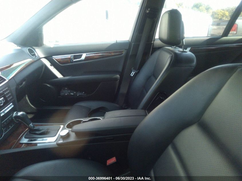2013 MERCEDES-BENZ C-CLASS C 300 - WDDGF8AB2DR273623