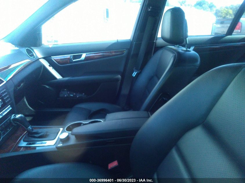 2013 MERCEDES-BENZ C-CLASS C 300 - WDDGF8AB2DR273623
