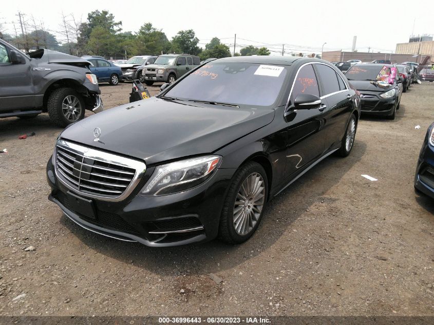 2015 MERCEDES-BENZ S-CLASS S 550 - WDDUG8FB7FA124215