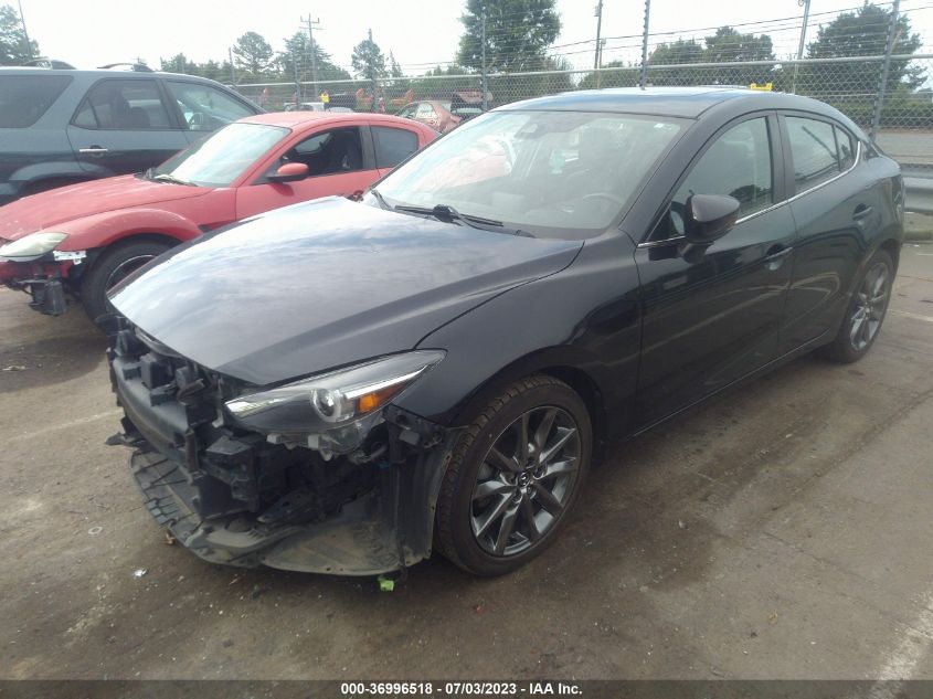 2018 MAZDA MAZDA3 4-DOOR GRAND TOURING 3MZBN1W30JM169223