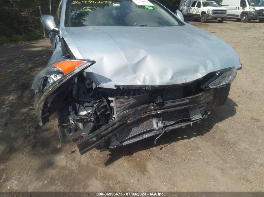 2013 HYUNDAI SONATA LIMITED - 5NPEC4ACXDH554247