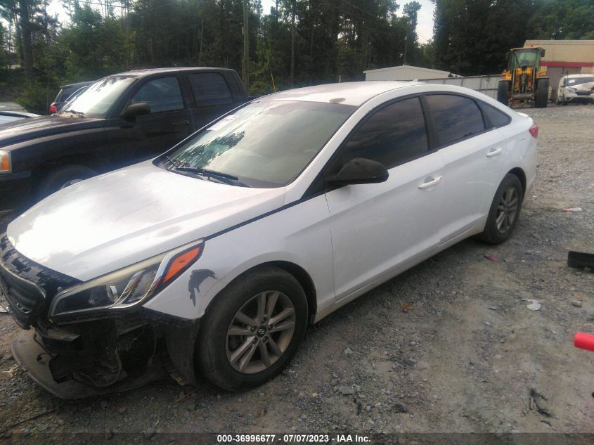 2015 HYUNDAI SONATA 2.4L SE - 5NPE24AF6FH068986
