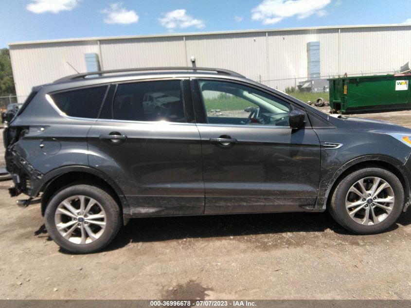 2017 FORD ESCAPE SE - 1FMCU9G99HUA92980