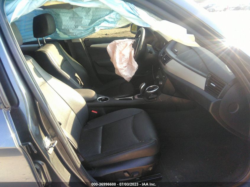 2015 BMW X1 SDRIVE28I - WBAVM1C56FV318253