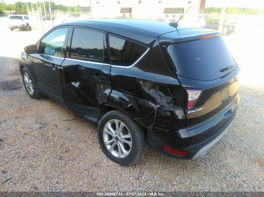 2017 FORD ESCAPE SE - 1FMCU0GD5HUD94170