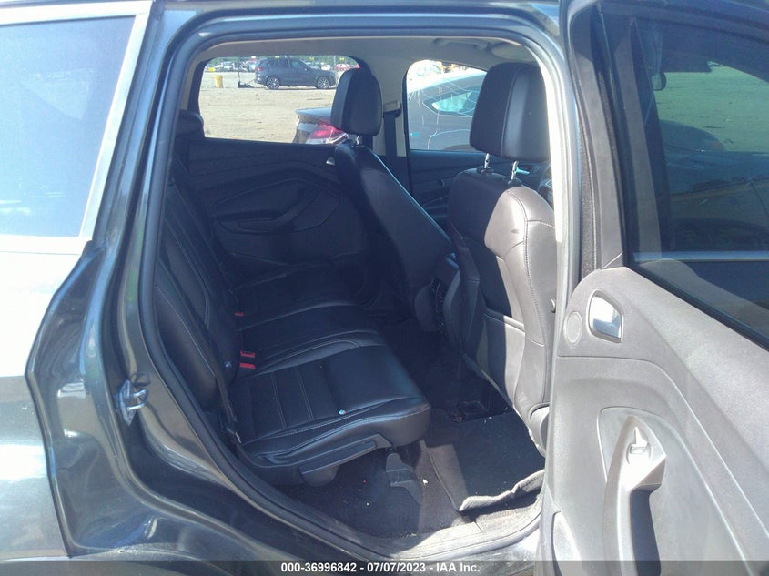 VIN 1FMCU9GDXHUD14155 2017 FORD ESCAPE SE