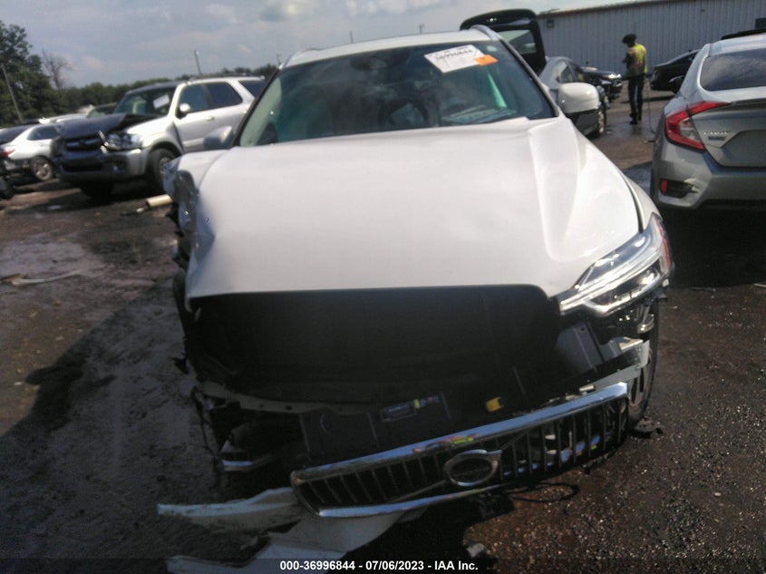 VIN LYV102RL3KB287949 2019 VOLVO XC60 INSCRIPTION