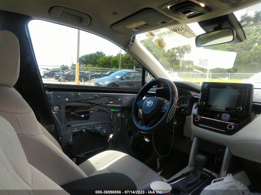 2022 TOYOTA COROLLA CROSS L - 7MUAAAAG7NV019092