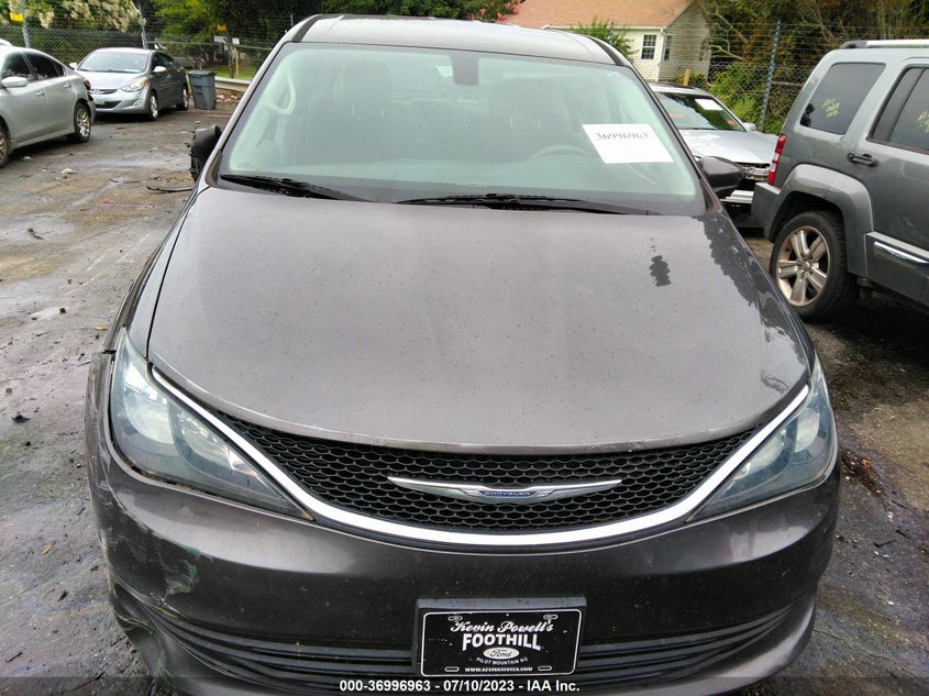 VIN 2C4RC1CG0HR578758 2017 CHRYSLER PACIFICA LX