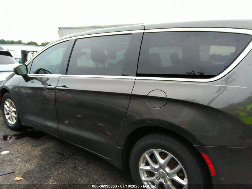 VIN 2C4RC1CG0HR578758 2017 CHRYSLER PACIFICA LX