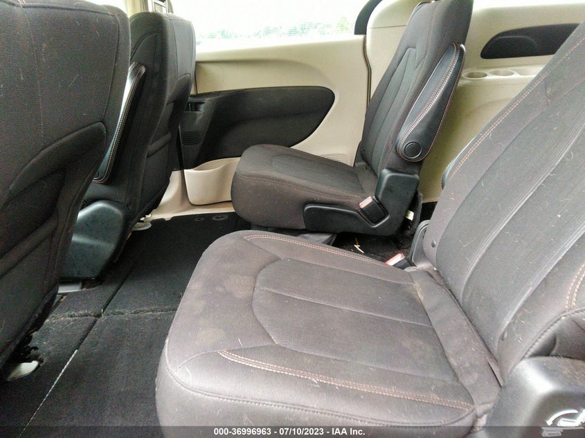 VIN 2C4RC1CG0HR578758 2017 CHRYSLER PACIFICA LX