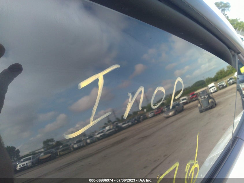 VIN 7SAYGDEE9NA012781 2022 TESLA MODEL Y LONG RANGE