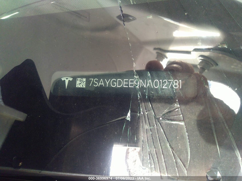 VIN 7SAYGDEE9NA012781 2022 TESLA MODEL Y LONG RANGE