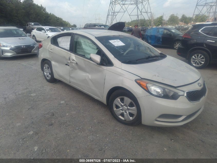 2015 KIA FORTE LX - KNAFK4A62F5372575