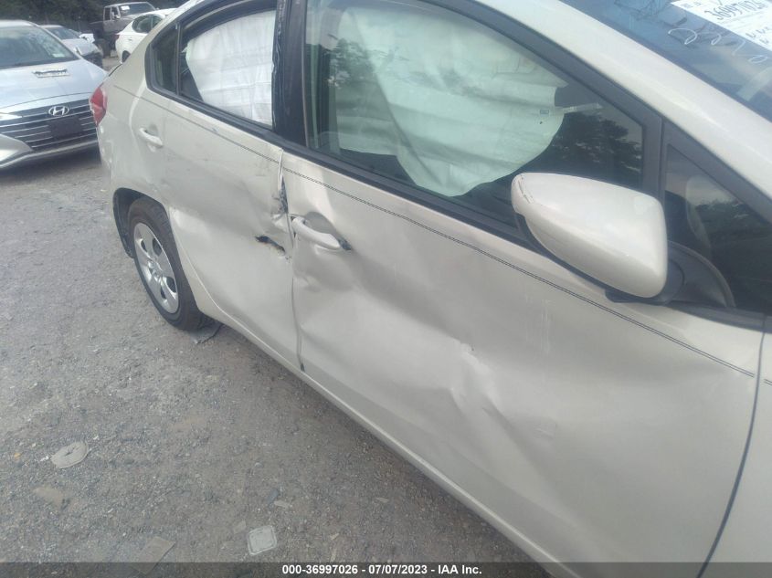 2015 KIA FORTE LX - KNAFK4A62F5372575