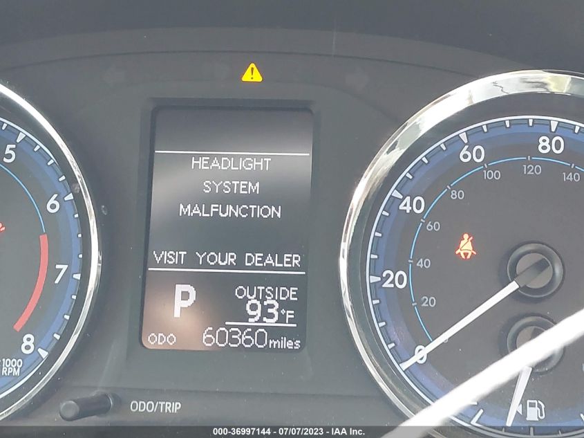 2017 TOYOTA COROLLA L/LE/XLE/SE 5YFBURHE9HP570050