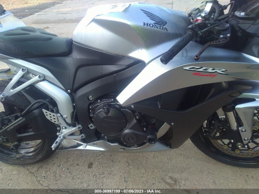 2008 HONDA CBR600 RR - JH2PC40098M100431