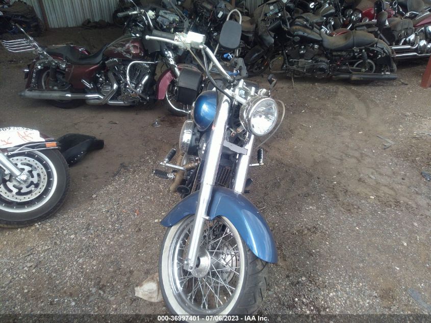 2001 HONDA VT750 CD2 JH2RC44671K500237