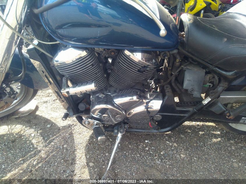 2001 HONDA VT750 CD2 JH2RC44671K500237