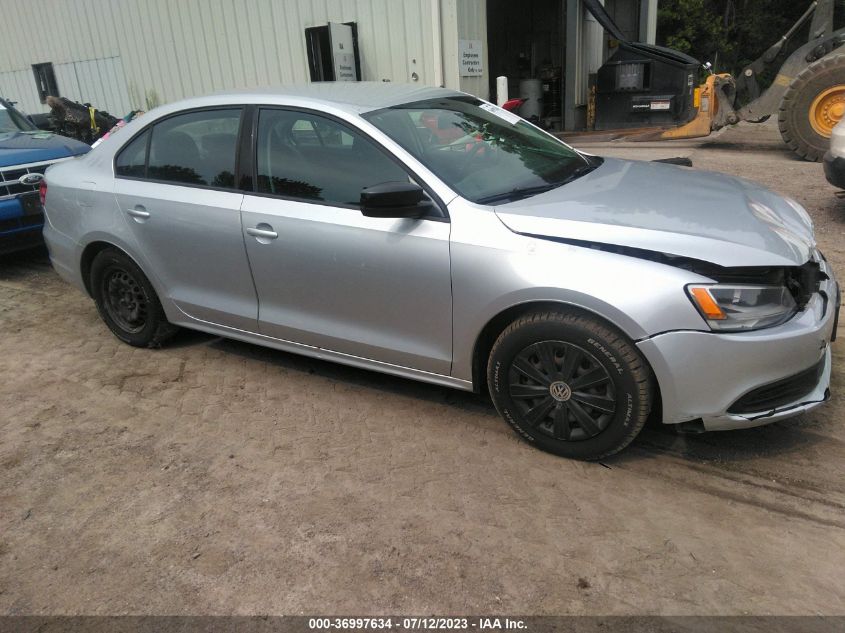 2014 VOLKSWAGEN JETTA SEDAN S - 3VW2K7AJ0EM313327