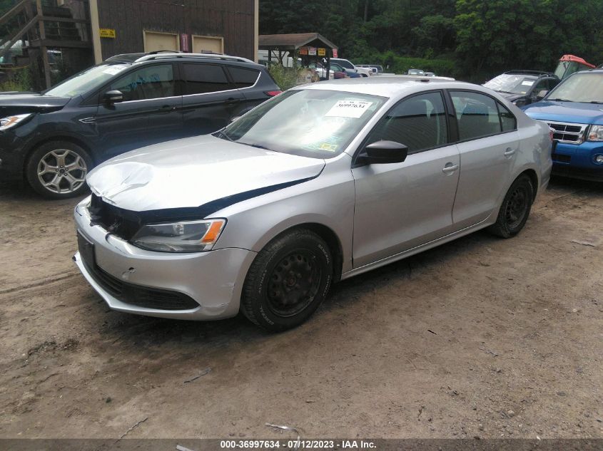 2014 VOLKSWAGEN JETTA SEDAN S - 3VW2K7AJ0EM313327