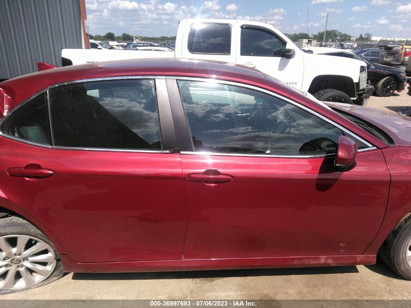 2020 TOYOTA CAMRY LE - 4T1C11AK1LU961215