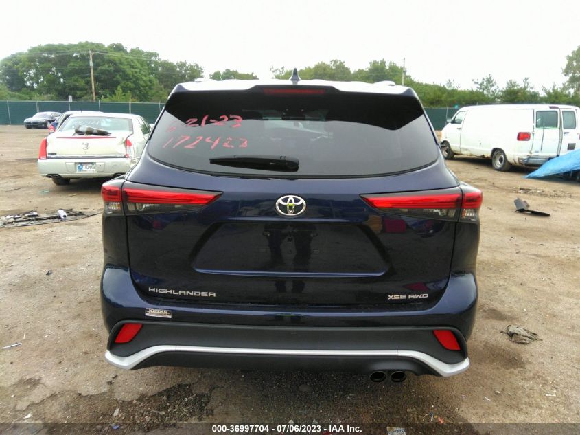 2022 TOYOTA HIGHLANDER XSE - 5TDJZRBH8NS219200