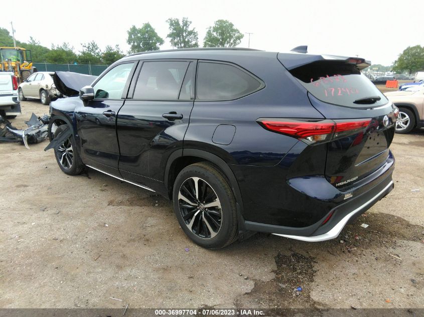 2022 TOYOTA HIGHLANDER XSE - 5TDJZRBH8NS219200