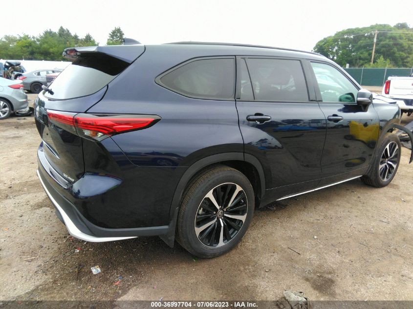 2022 TOYOTA HIGHLANDER XSE - 5TDJZRBH8NS219200