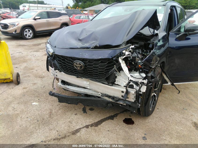 2022 TOYOTA HIGHLANDER XSE - 5TDJZRBH8NS219200