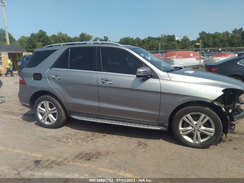 2013 MERCEDES-BENZ M-CLASS ML 350 - 4JGDA5HB4DA183061