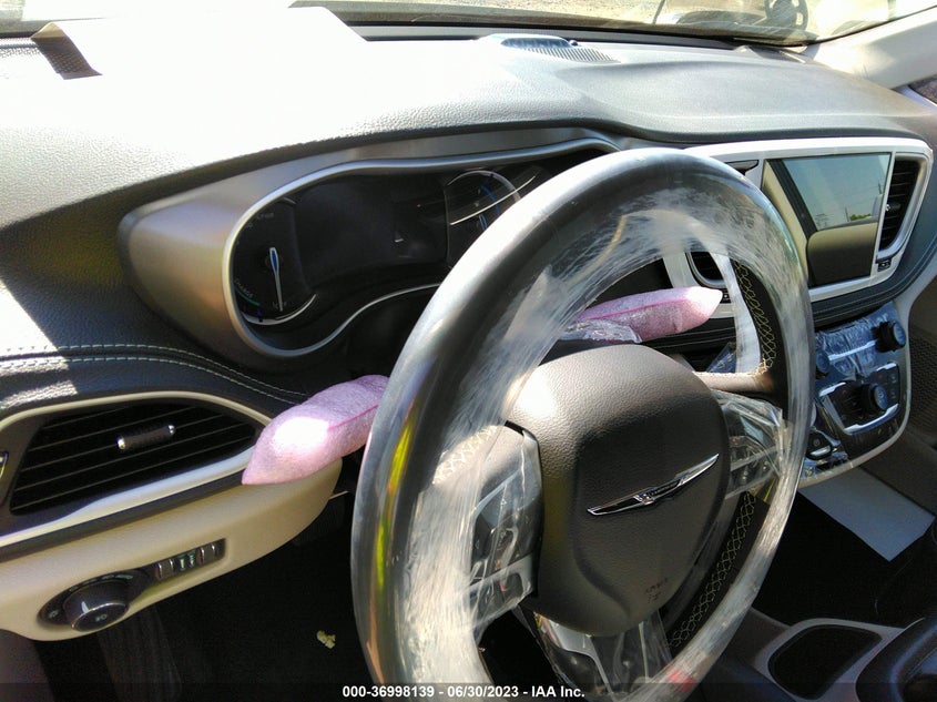 VIN 2C4RC1L78PR580000 2023 CHRYSLER PACIFICA HYBRID TOURING L
