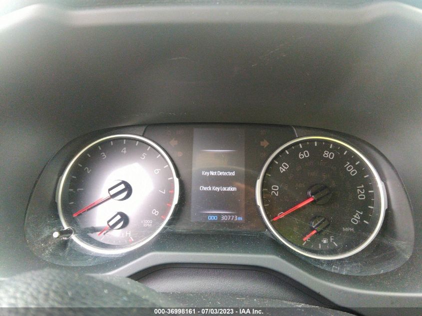 2019 TOYOTA RAV4 XLE PREMIUM - JTMA1RFV8KJ004335