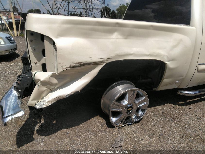 2013 CHEVROLET SILVERADO 1500 LTZ - 3GCPKTE76DG252045
