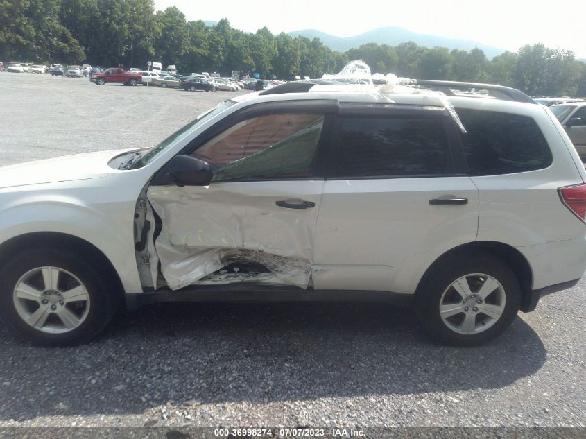 2013 SUBARU FORESTER 2.5X - JF2SHABC0DH431784