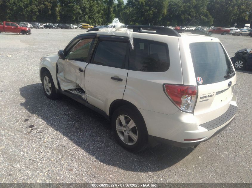 2013 SUBARU FORESTER 2.5X - JF2SHABC0DH431784