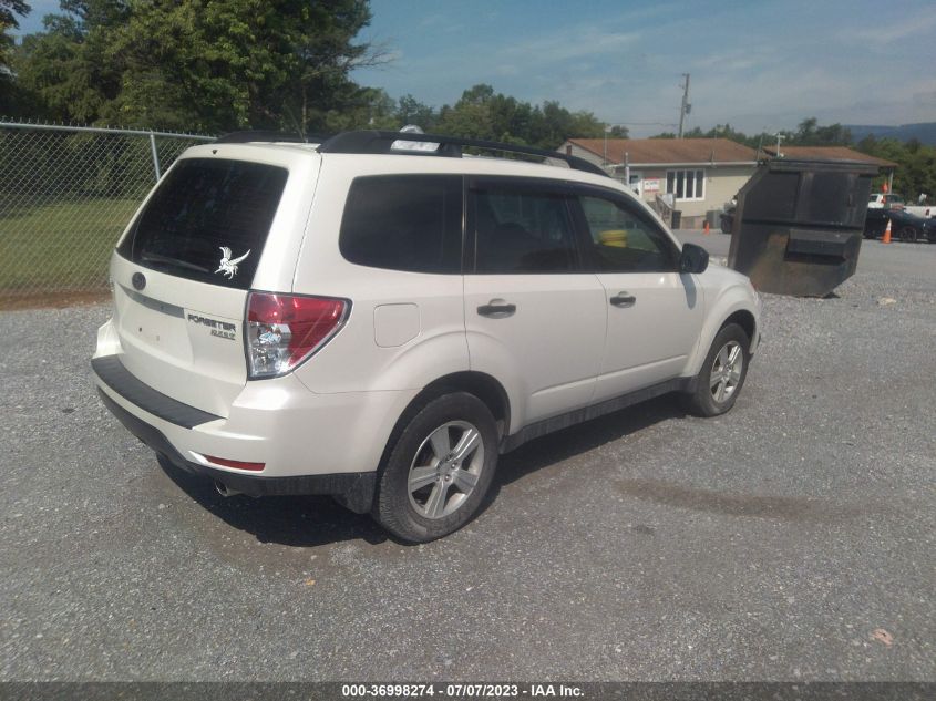 2013 SUBARU FORESTER 2.5X - JF2SHABC0DH431784