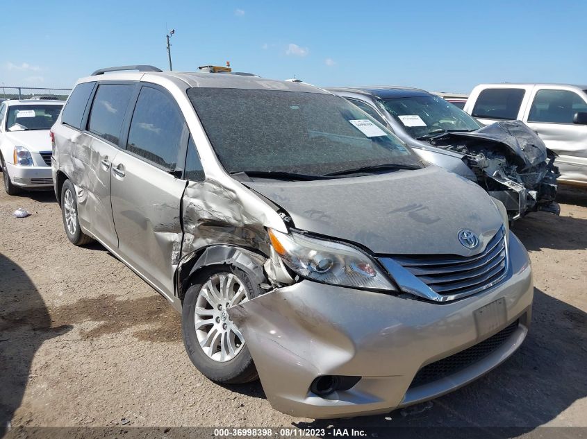 5TDYZ3DC5HS816144 2017 TOYOTA SIENNA - Image 1