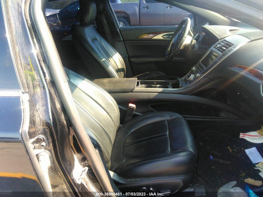 2017 LINCOLN MKZ RESERVE - 3LN6L5E94HR621061
