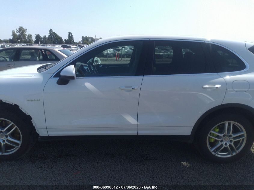 2015 PORSCHE CAYENNE S E-HYBRID - WP1AE2A23FLA51502